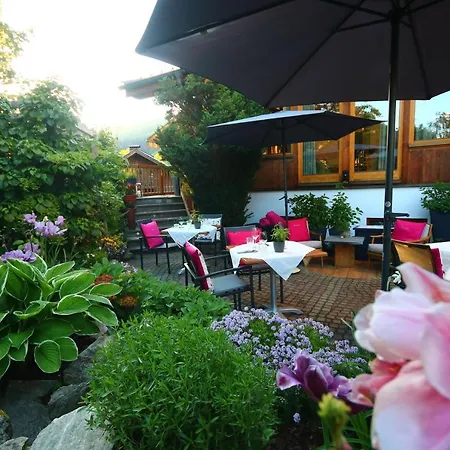 Kia Ora Restaurant Hotel