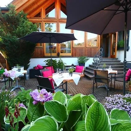 Hotel Kia Ora Restaurant 2*