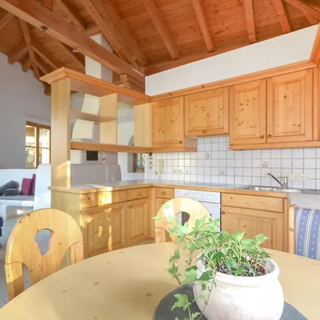 Kia Ora Restaurant Hotel 2*