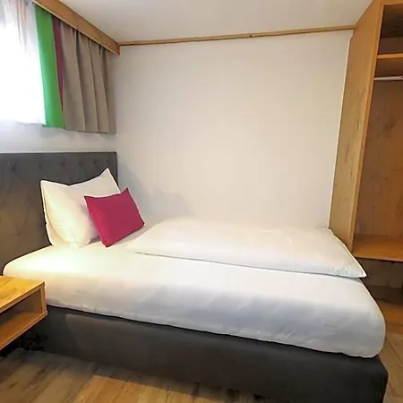 Kia Ora Restaurant 2*