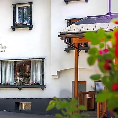 Kia Ora Restaurant 瓦格赖恩