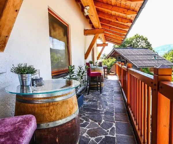 Kia Ora Restaurant Hotel