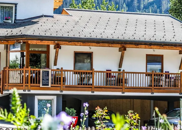 Kia Ora Restaurant ホテル