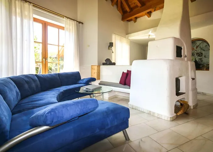 Kia Ora Restaurant Hotel 2*